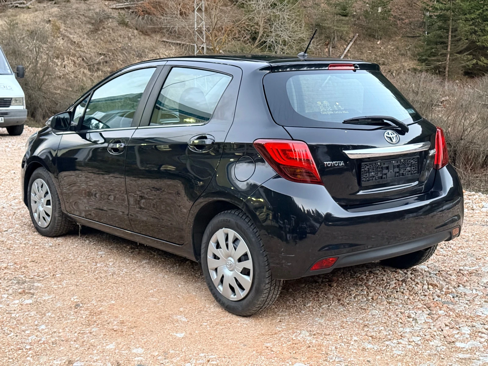 Toyota Yaris ���� ����* ������ ��* ��� �����* ���������*  | Mobile.bg � ����������� 4