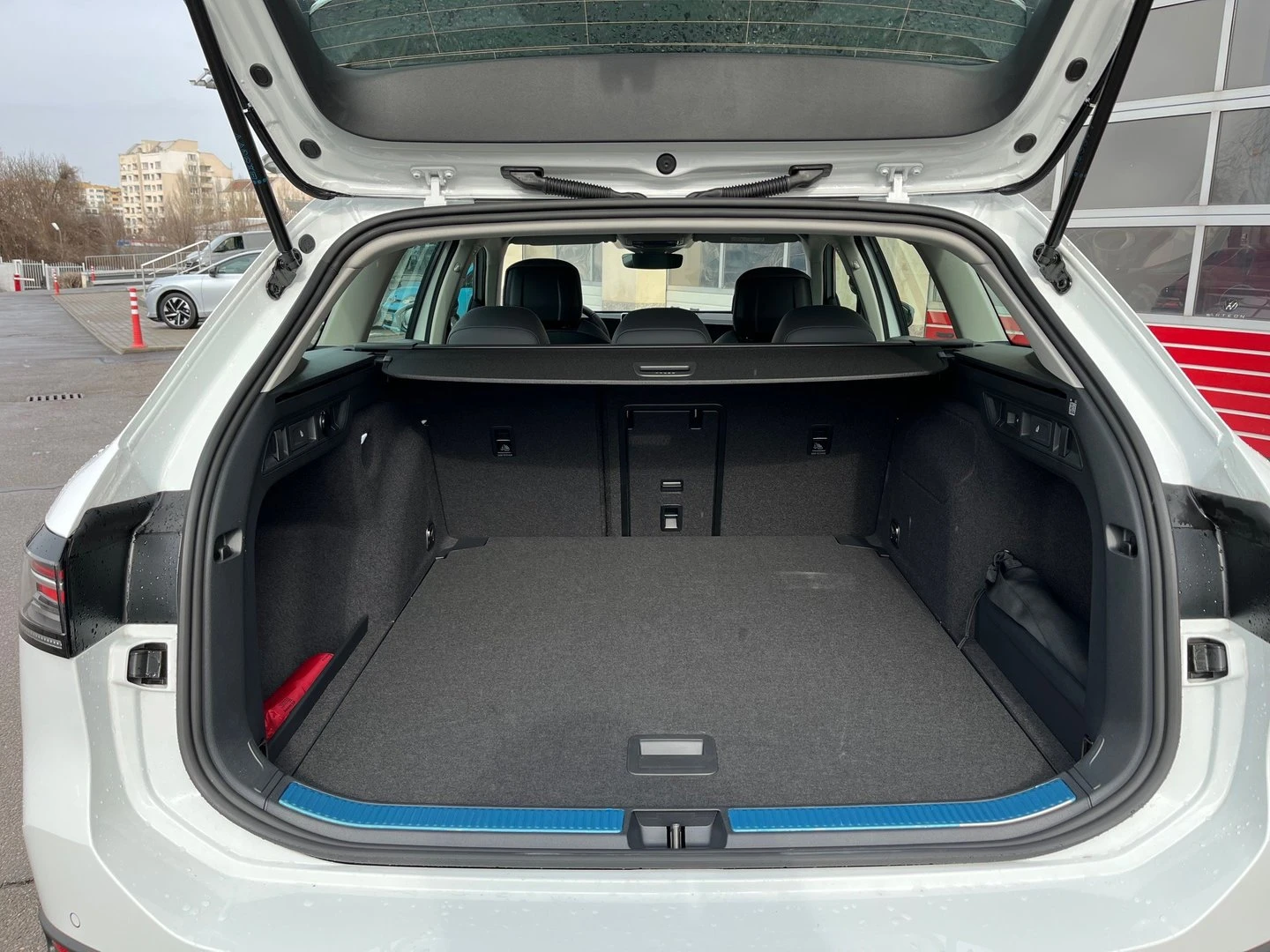 VW Passat 9 Business 2.0 TSI DSG | Mobile.bg � ����������� 4