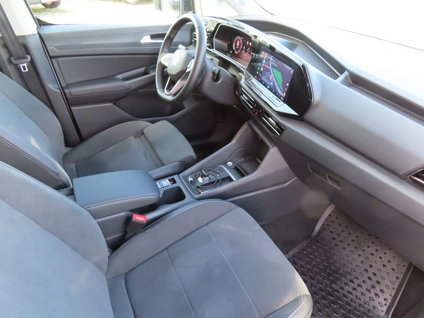 VW Caddy Style TDI 5 ����� | Mobile.bg � ����������� 4