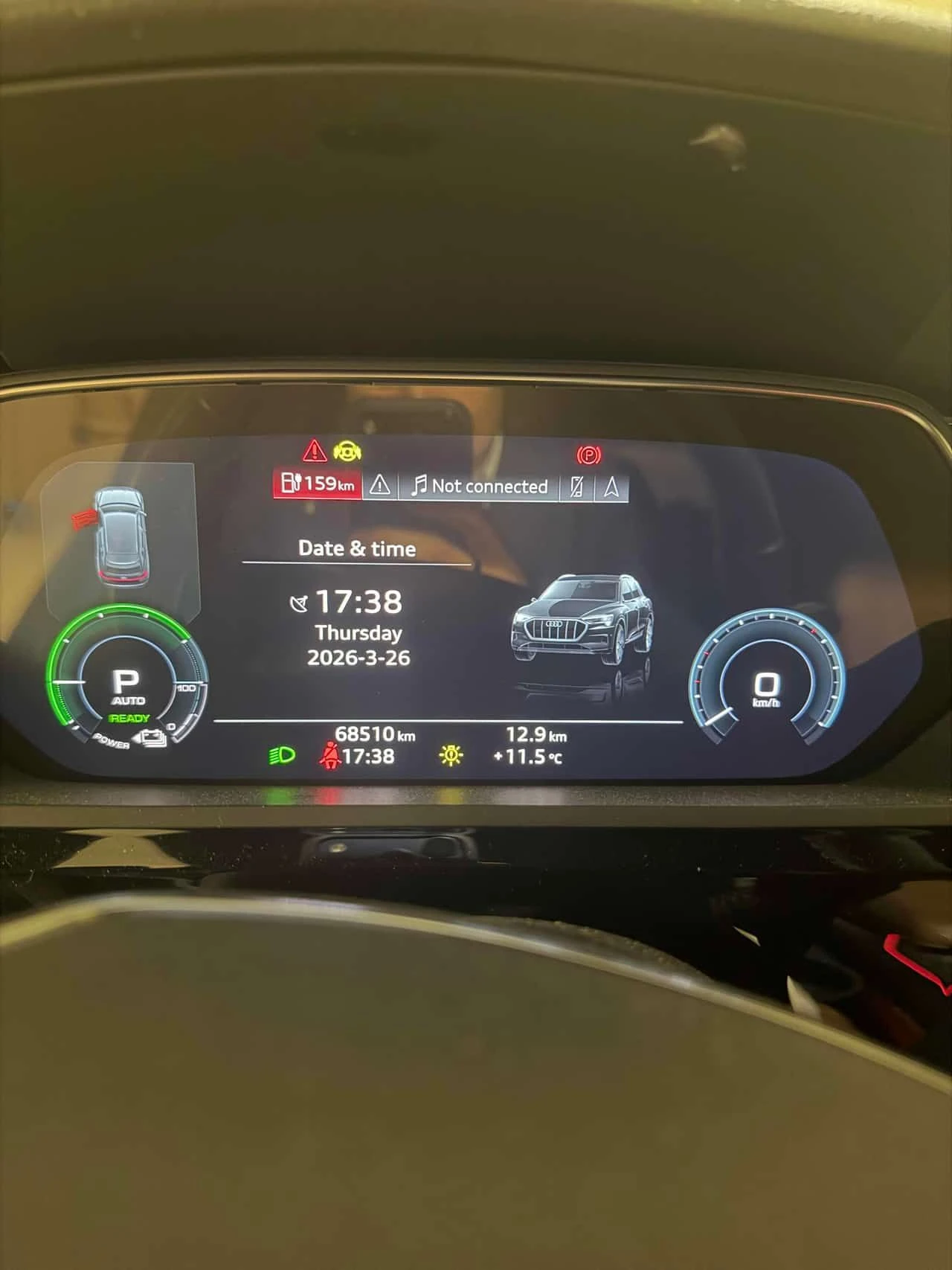 Audi E-Tron * Technik* B & O*  2 КЛЮЧА* PANO* ПОДГРЕВ* KEYLESS, снимка 8 - Автомобили и джипове - 53991930