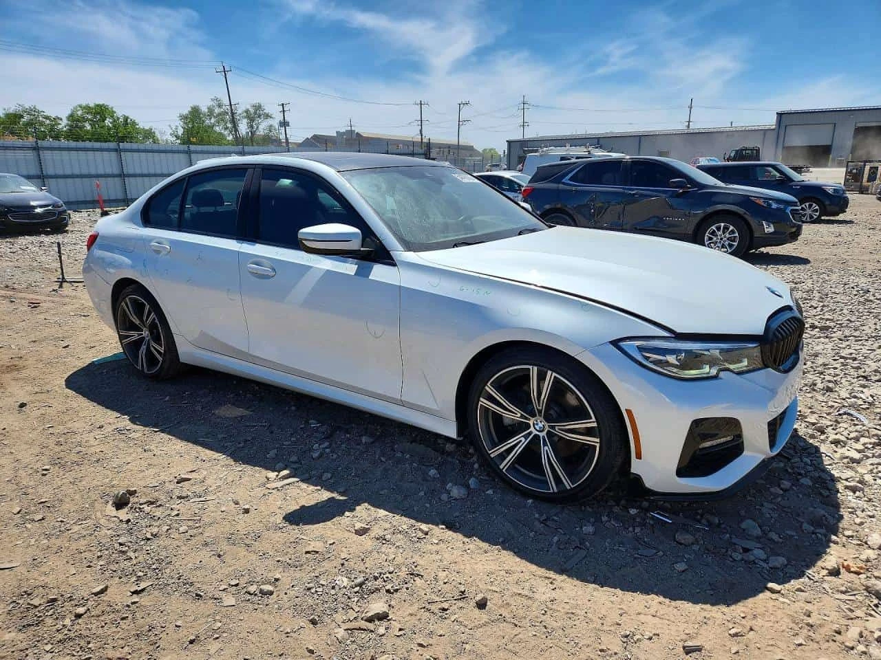 BMW 330 xDrive M SPORT | CARFAX | АВТОКРЕДИТ, снимка 4 - Автомобили и джипове - 55544061
