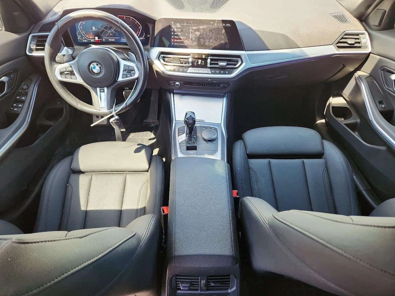 BMW 330 xDrive M SPORT | CARFAX | АВТОКРЕДИТ, снимка 8 - Автомобили и джипове - 55544061