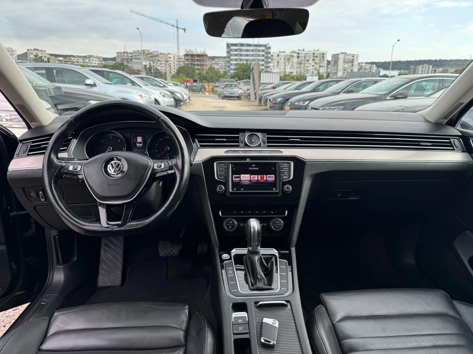 VW Passat 1.6TDI DSG, снимка 10 - Автомобили и джипове - 55650103