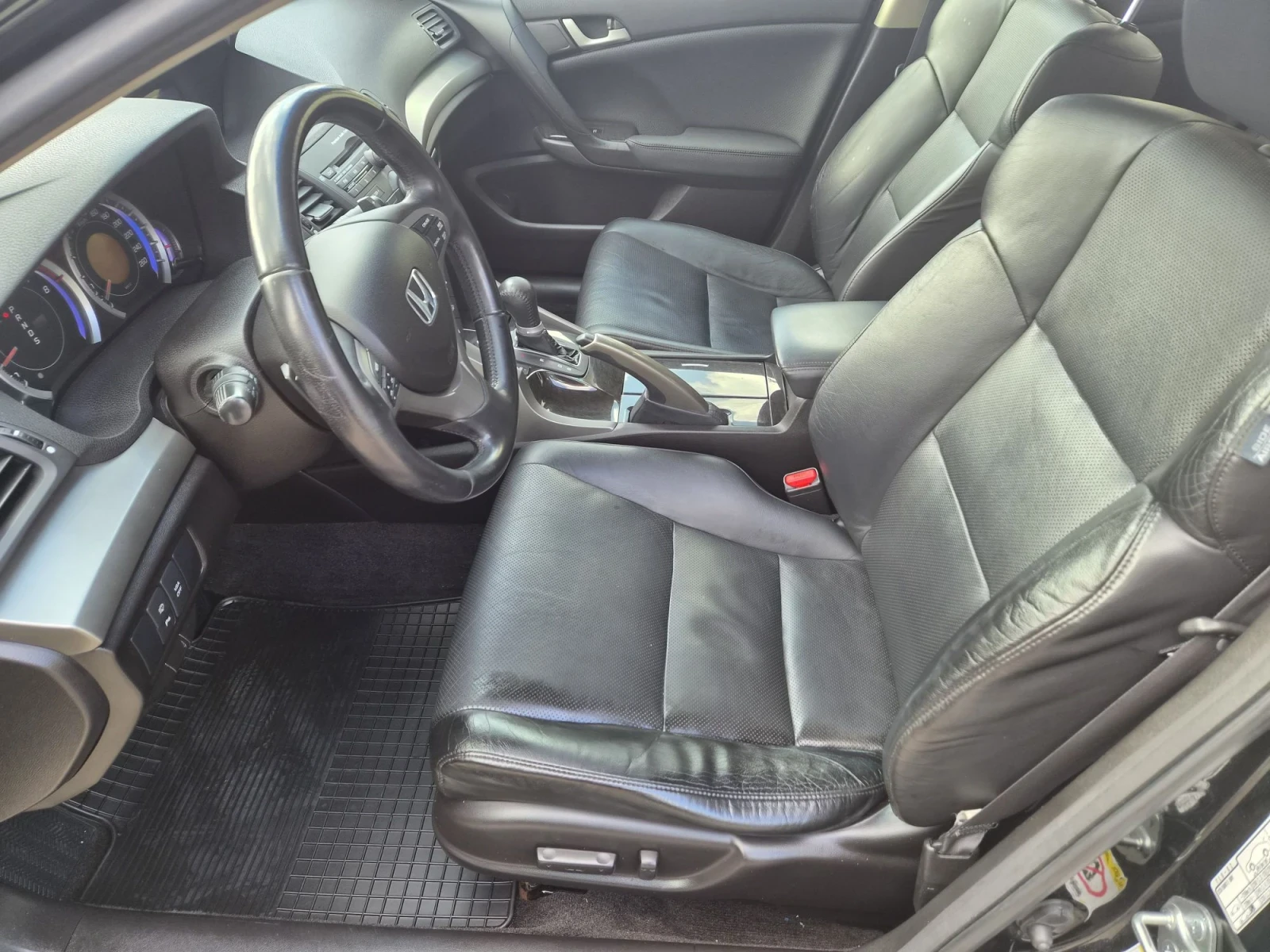 Honda Accord 2.4 200к.сАвтоматик, снимка 10 - Автомобили и джипове - 55831720