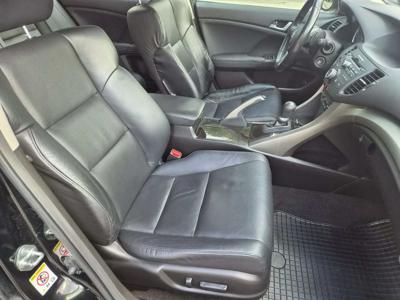 Honda Accord 2.4 200к.сАвтоматик, снимка 13 - Автомобили и джипове - 55831720