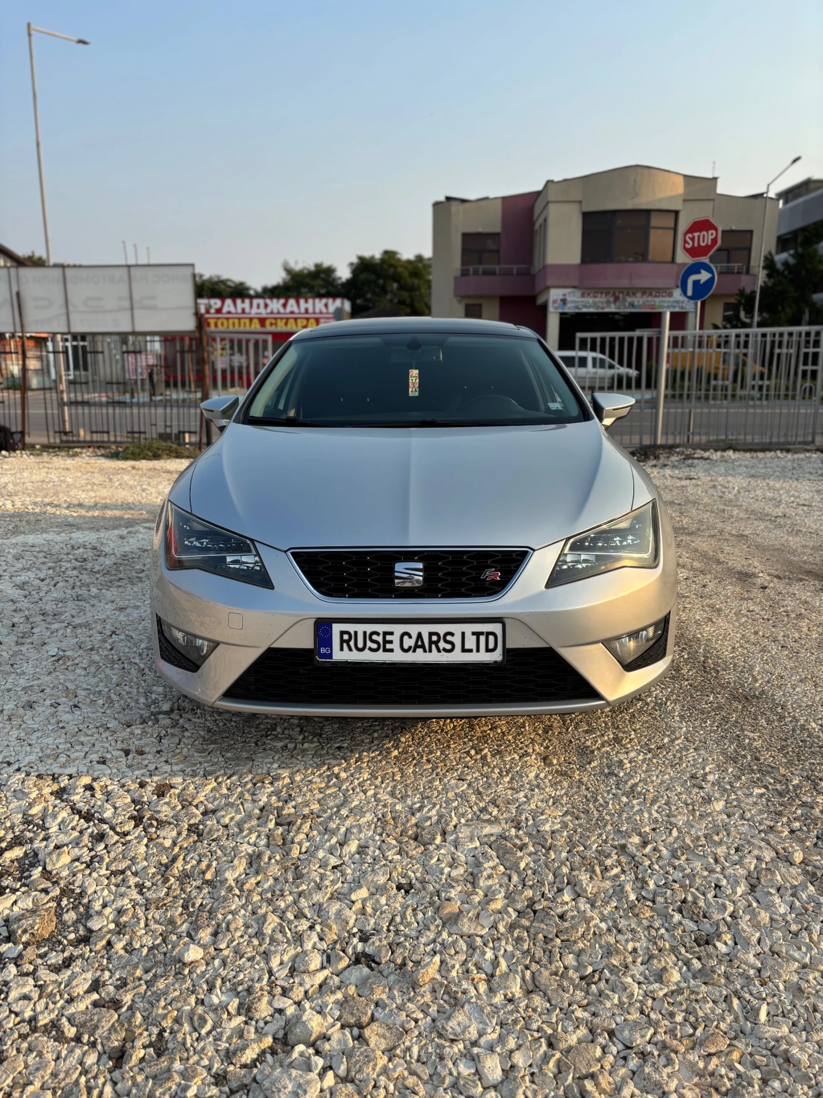 Seat Leon 2.0d/DSG/FR/купуван нов от БГ