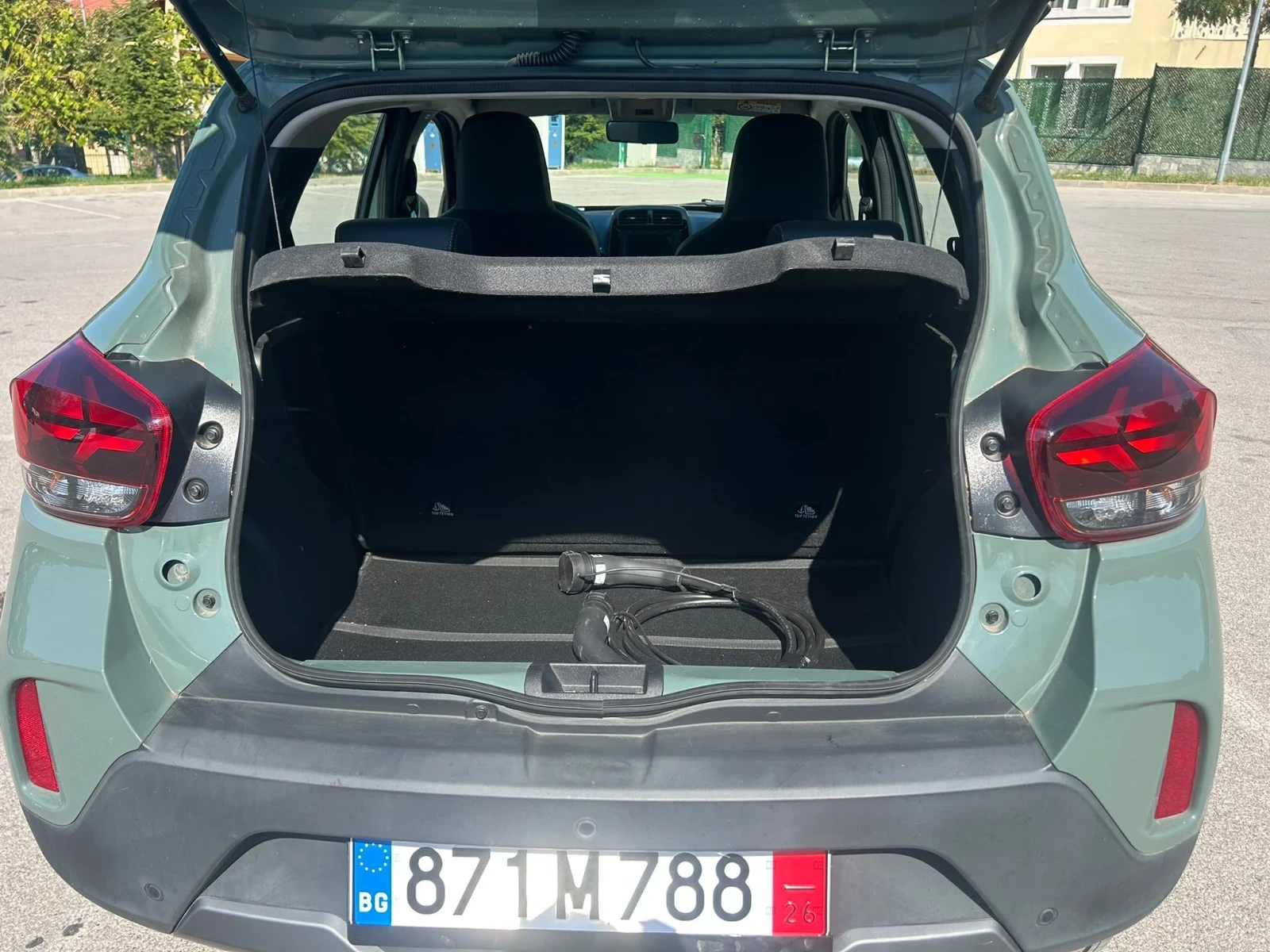 Dacia Spring, снимка 5 - Автомобили и джипове - 56068670