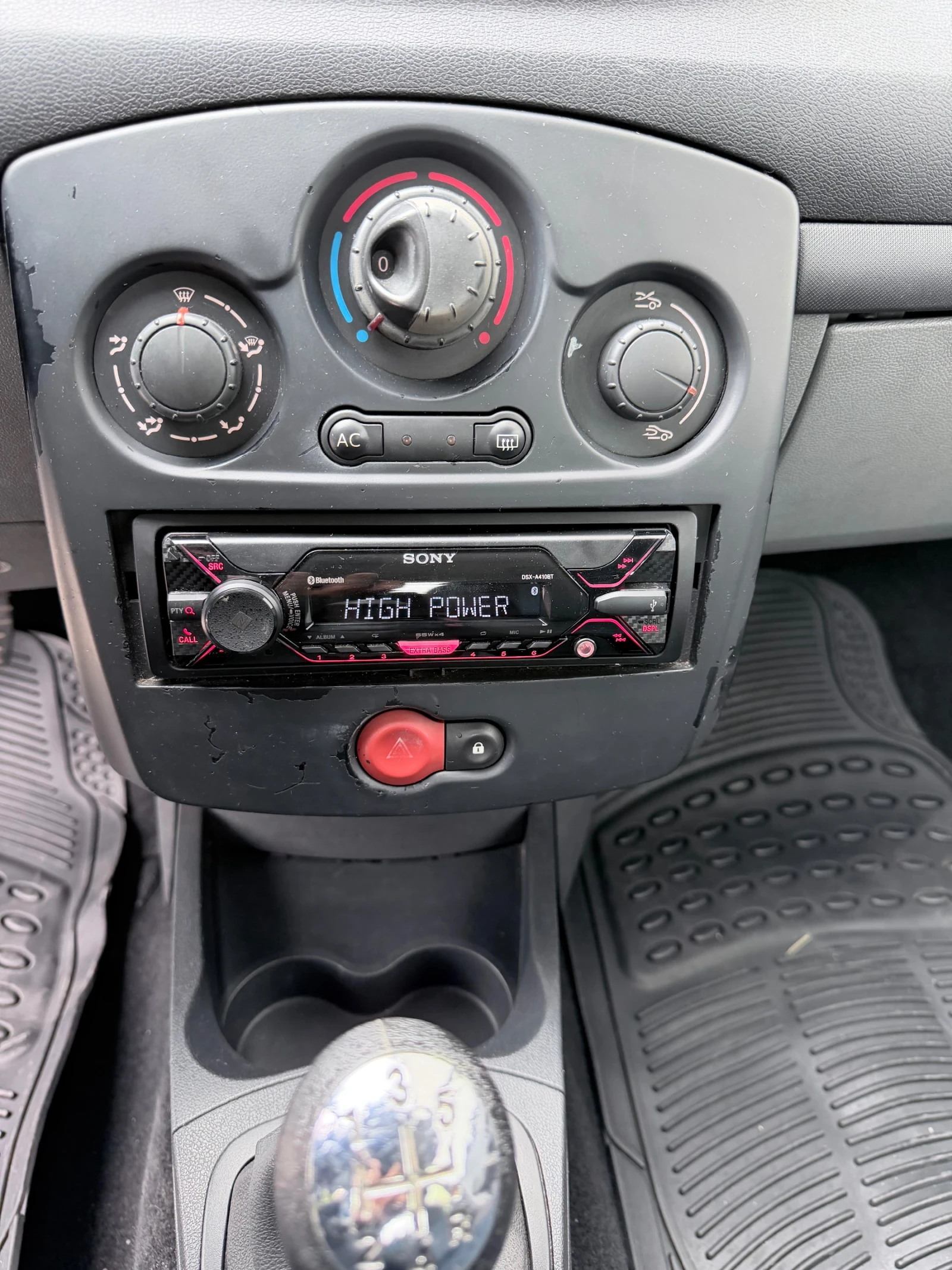 Renault Clio, снимка 10 - Автомобили и джипове - 56108164