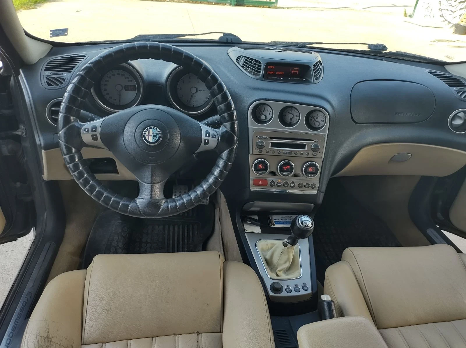 Alfa Romeo Crosswagon q4 JTDm 4x4, снимка 7 - Автомобили и джипове - 56183434