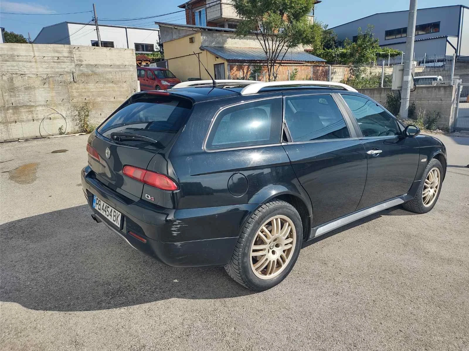 Alfa Romeo Crosswagon q4 JTDm 4x4, снимка 9 - Автомобили и джипове - 56183434