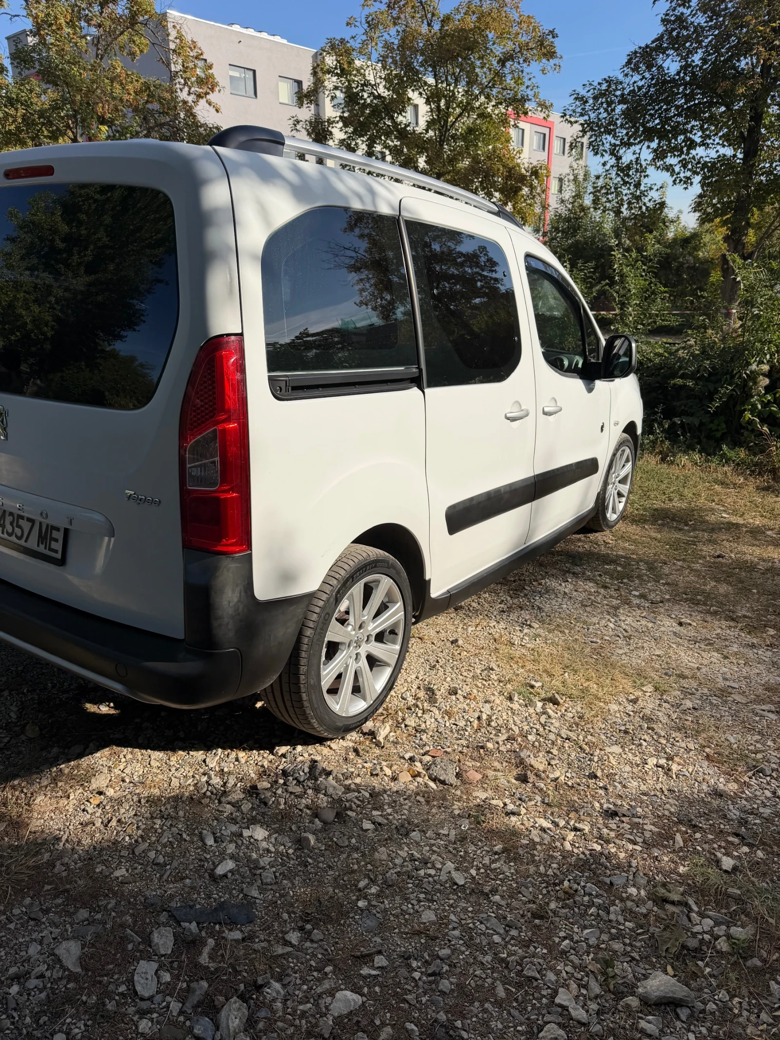Peugeot Partner Tepee, снимка 2 - Автомобили и джипове - 56322266