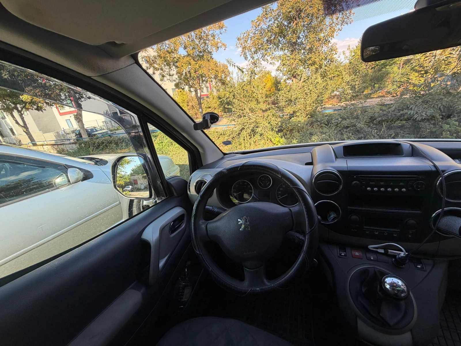 Peugeot Partner Tepee, снимка 5 - Автомобили и джипове - 56322266