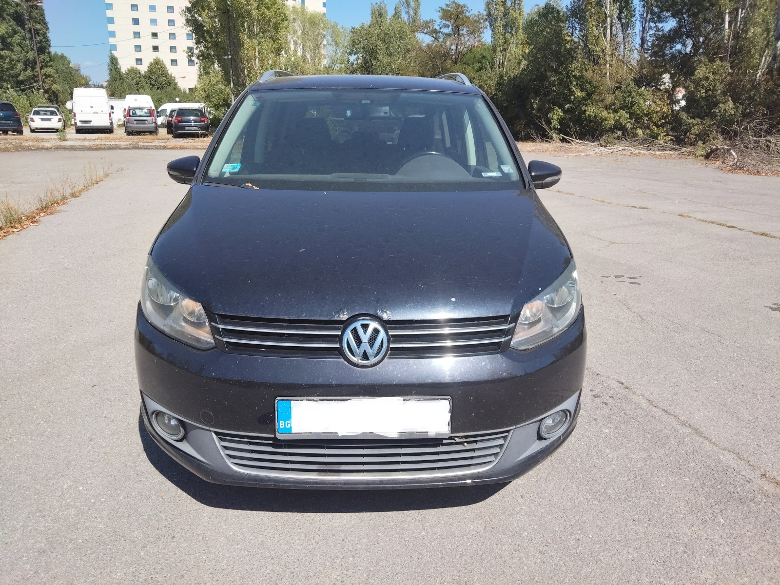 VW Touran 2, 0TDI DSG 7места, снимка 2 - Автомобили и джипове - 56334589