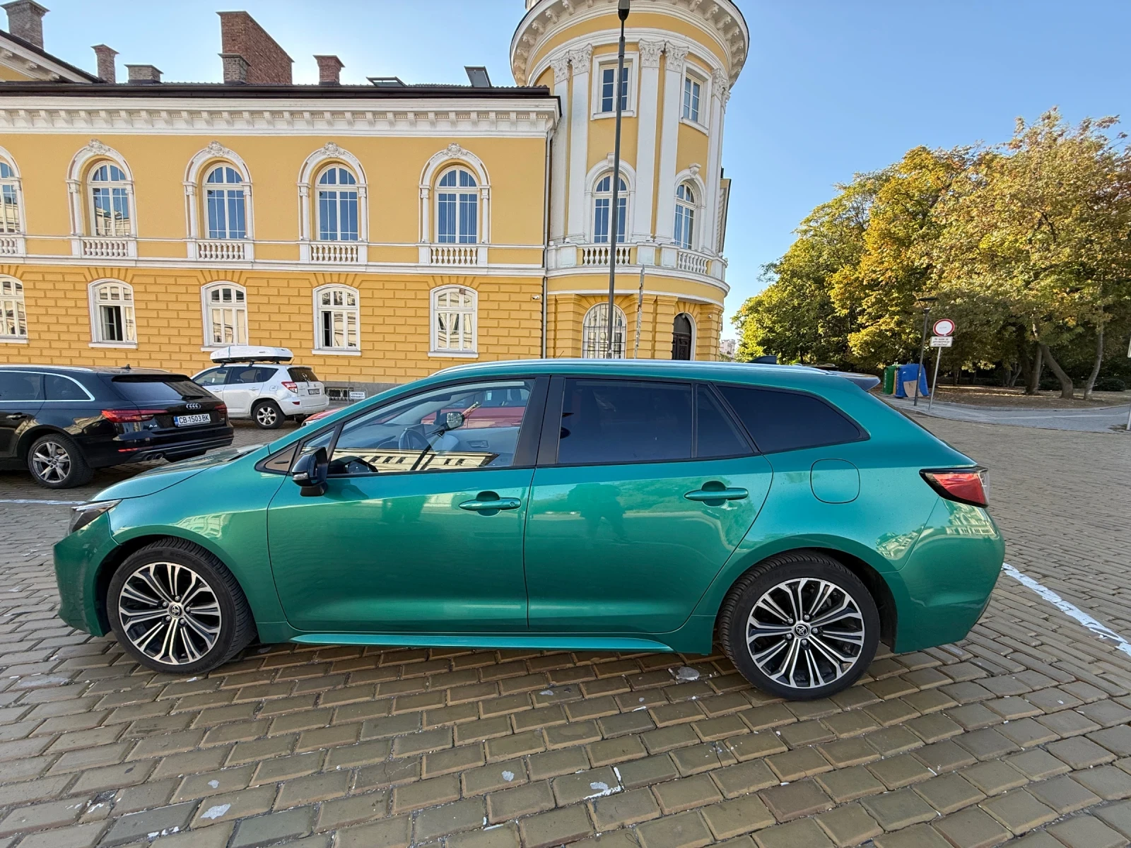 Toyota Corolla 1.8, снимка 11 - Автомобили и джипове - 56392007
