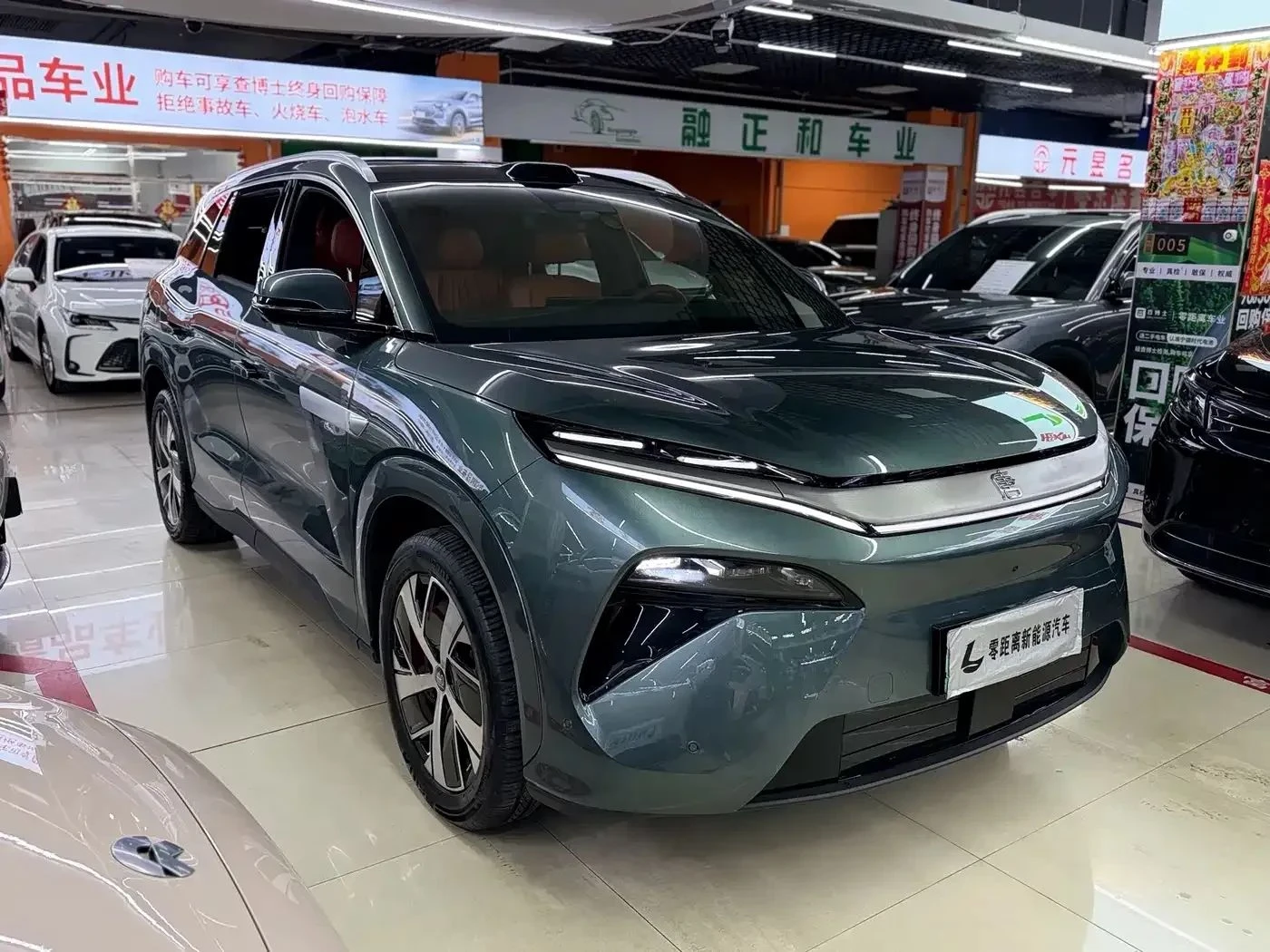 BYD Tang, снимка 3 - Автомобили и джипове - 56729053