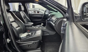 Jeep Grand cherokee 3.6* V6* 8ZF* OVERLAND* ДИСТРОНИК* ОБДУХВАНЕ* КАМЕ, снимка 13