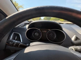 Hyundai IX35 2.0CRDI, 4x4, autom, koja, navi, снимка 16
