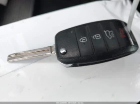 Kia Sportage 2.4L I-4 DI, DOHC, VVT, 181HP Front Wheel Drive - 18000 лв. - 70182930 3