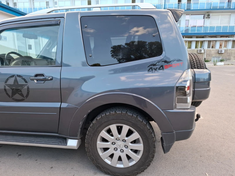 Mitsubishi Pajero, снимка 4 - Автомобили и джипове - 46716764