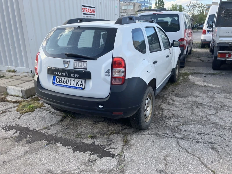 Dacia Duster, снимка 2 - Автомобили и джипове - 47010675