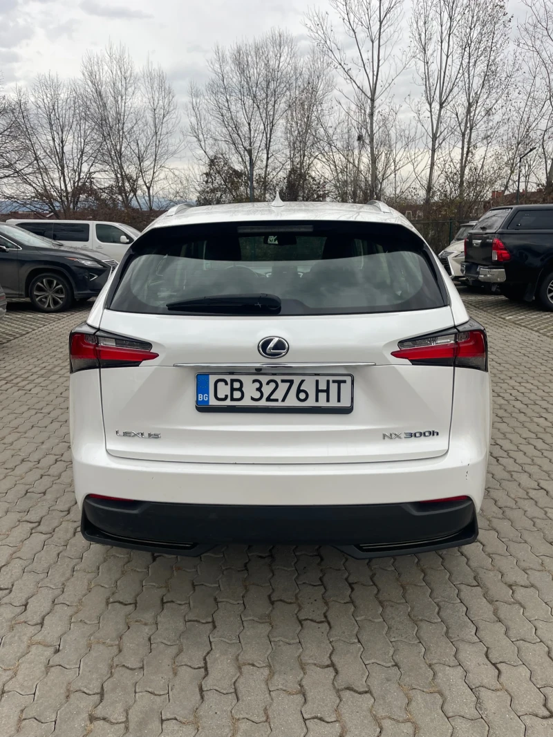 Lexus NX 300h AWD 4x4 - Гаранционен в ТМ Ауто, снимка 7 - Автомобили и джипове - 48068758