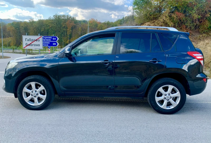 Toyota Rav4 * D4D* ИТАЛИЯ* 4X4 Exclusive , снимка 6 - Автомобили и джипове - 52079102