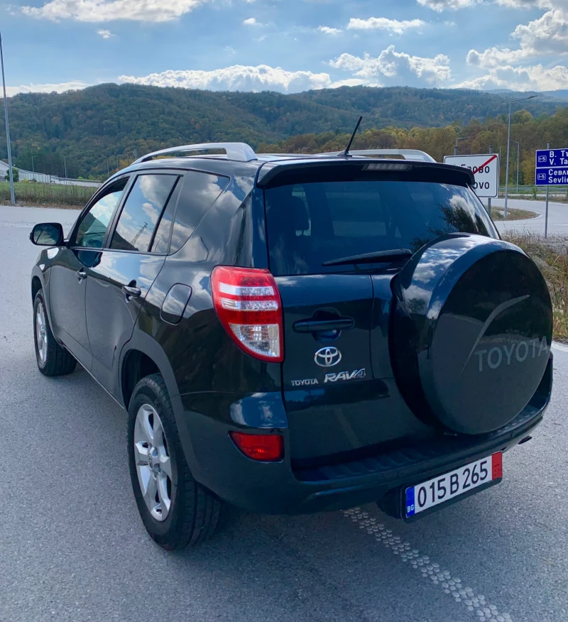 Toyota Rav4 * D4D* ИТАЛИЯ* 4X4 Exclusive , снимка 8 - Автомобили и джипове - 52079102