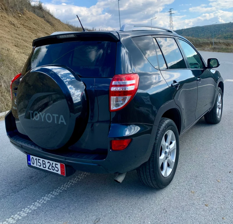 Toyota Rav4 * D4D* ИТАЛИЯ* 4X4 Exclusive , снимка 9 - Автомобили и джипове - 52079102