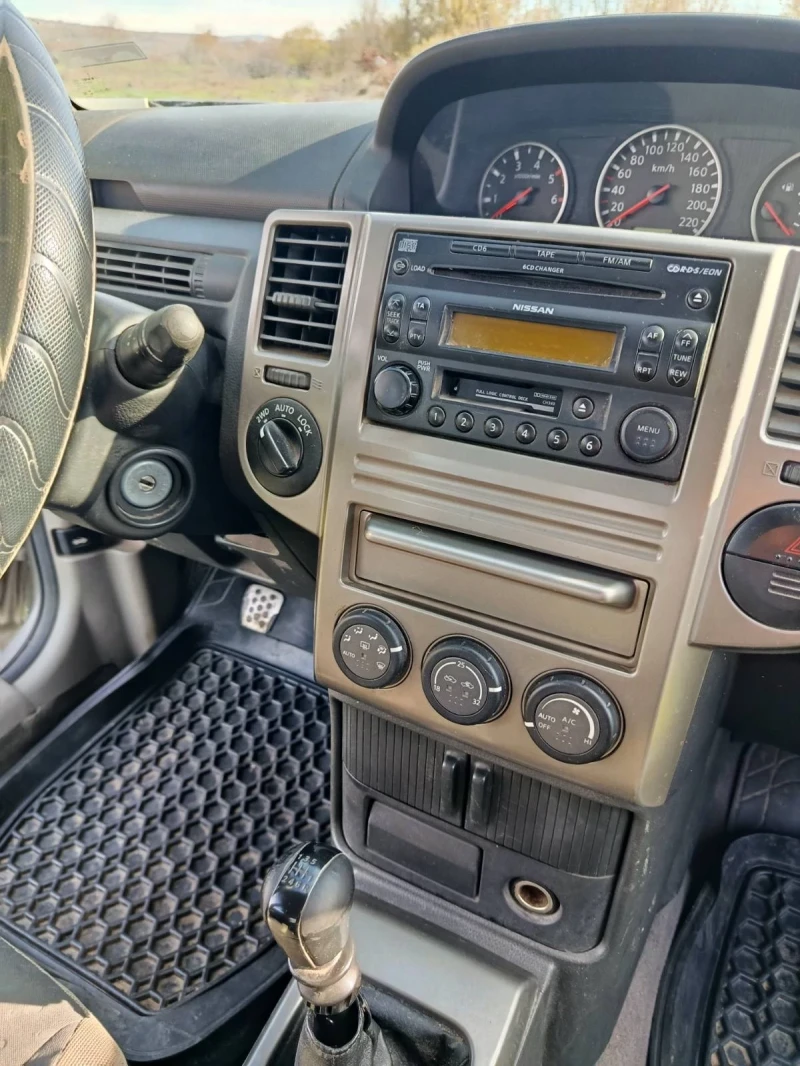 Nissan X-trail 2, 2 DCI, снимка 10 - Автомобили и джипове - 52471978