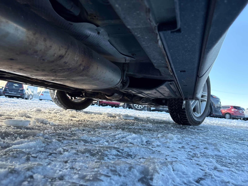 Hyundai Santa fe 2017 SE * CARFAX * БЕЗ ПЪРВОНАЧАЛНА ВНОСКА, снимка 16 - Автомобили и джипове - 52744919