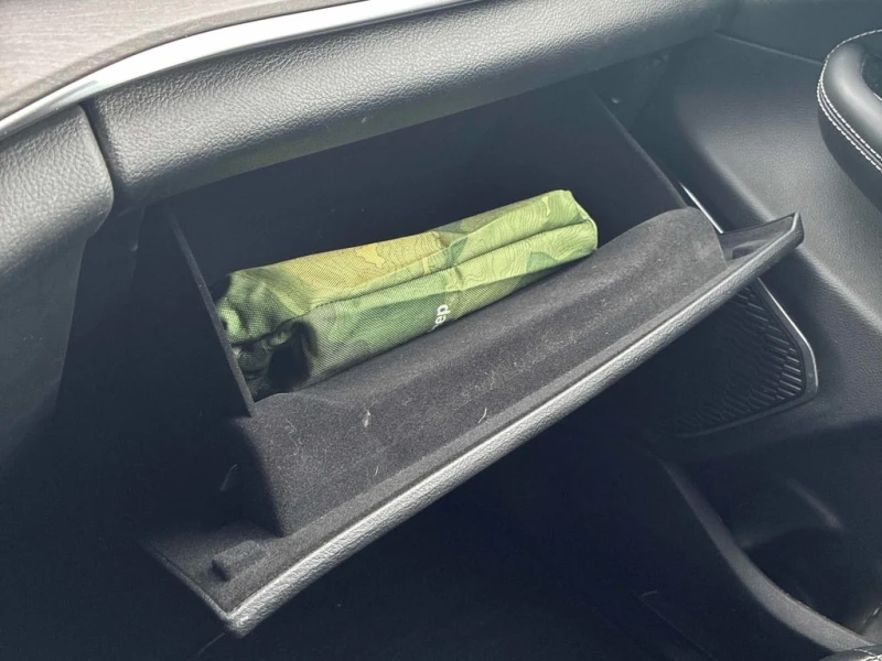 Jeep Grand cherokee * Overland * CARFAX * ЦЕНА ДО БГ, снимка 11 - Автомобили и джипове - 52922110