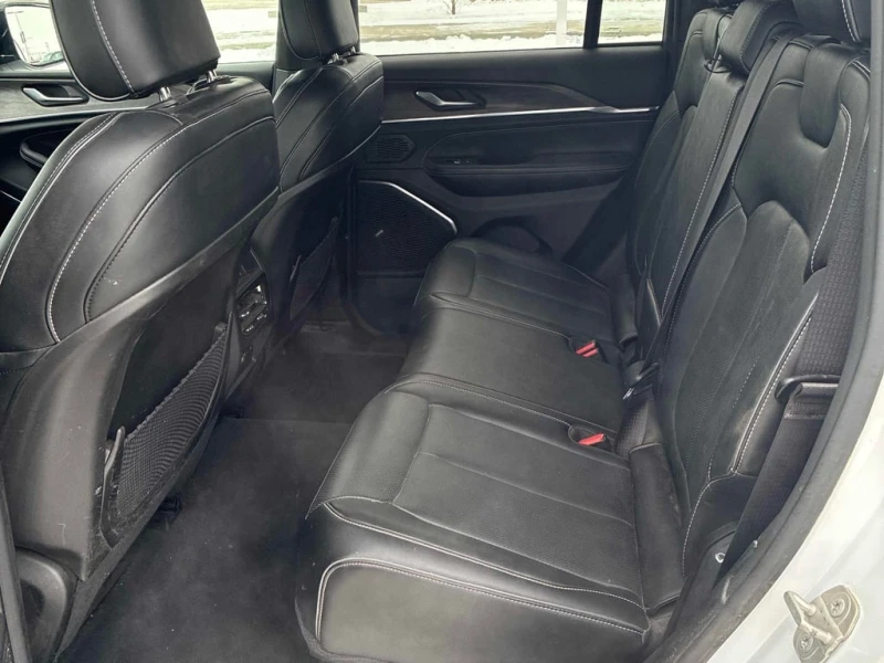 Jeep Grand cherokee * Overland * CARFAX * ЦЕНА ДО БГ, снимка 14 - Автомобили и джипове - 52922110