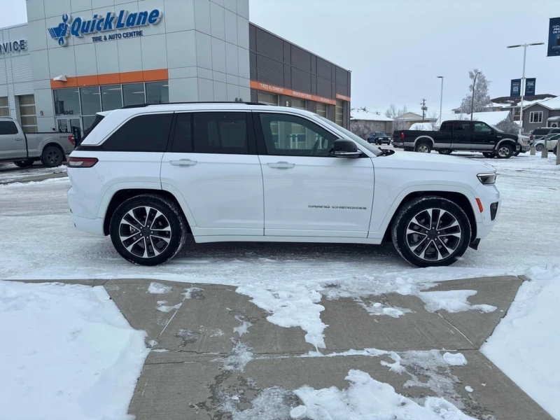 Jeep Grand cherokee * Overland * CARFAX * ЦЕНА ДО БГ, снимка 3 - Автомобили и джипове - 52922110