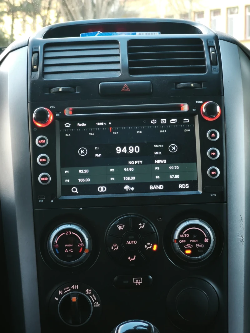 Suzuki Grand vitara 1.9DDiS, снимка 5 - Автомобили и джипове - 52945584