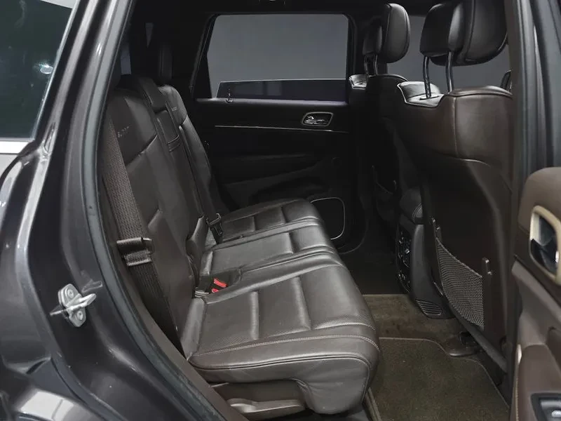 Jeep Grand cherokee 3.0 DIESEL OVERLAND SUMMIT WK2, снимка 11 - Автомобили и джипове - 55112721