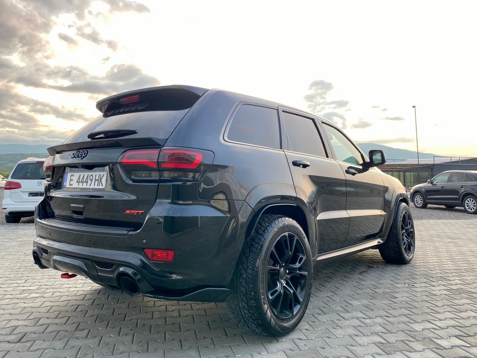 Jeep Grand cherokee 6.4 SRT  - изображение 7