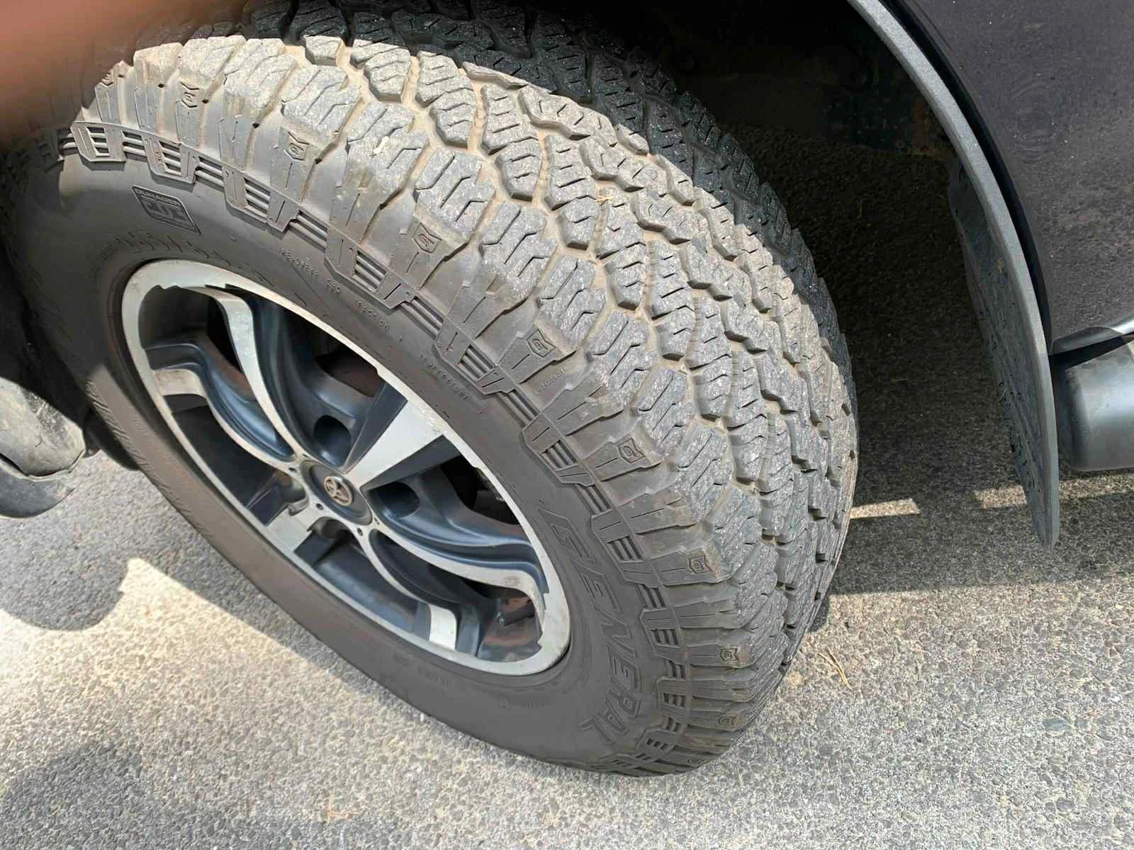 Toyota Hilux  - изображение 9