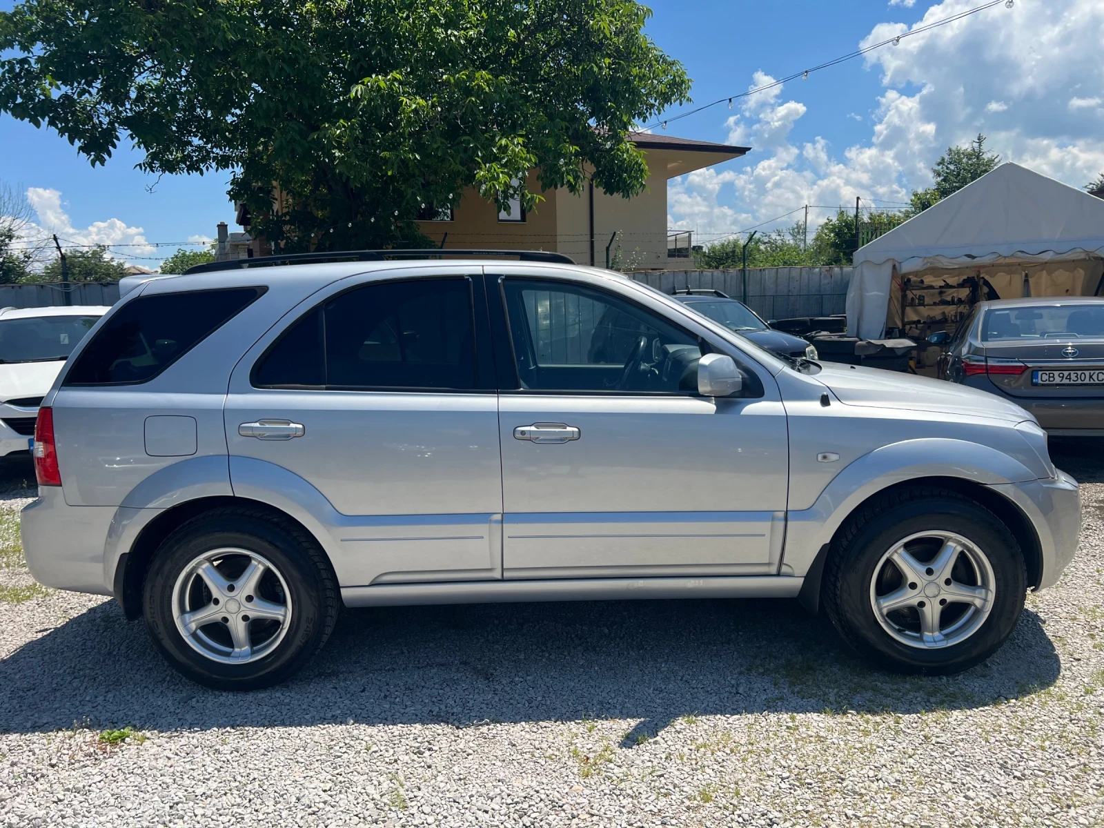 Kia Sorento II 3.3 V6* AWD* АВТОМАТИК* ШВЕЙЦАРИЯ* КОЖА* , снимка 4 - Автомобили и джипове - 53356283