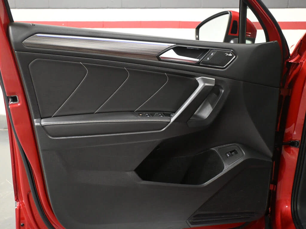 VW Tiguan Highline R-Line* ����������* (���� �� ��) | Mobile.bg � ����������� 16