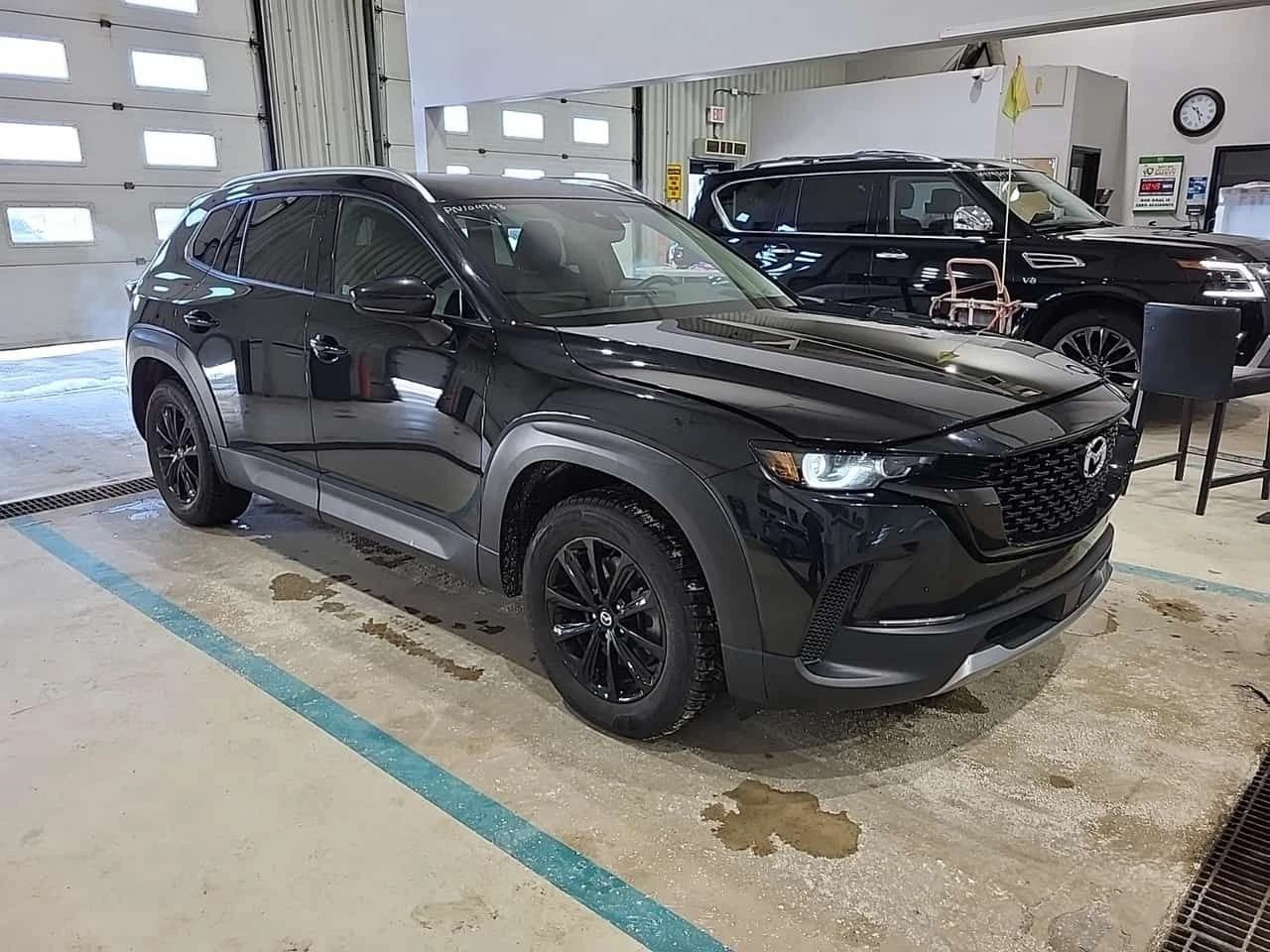 Mazda CX-50 GT W/TURBO | PANO| ПОДГРЕВИ | 2 КЛЮЧА | ОБДУХВАНЕ - изображение 2