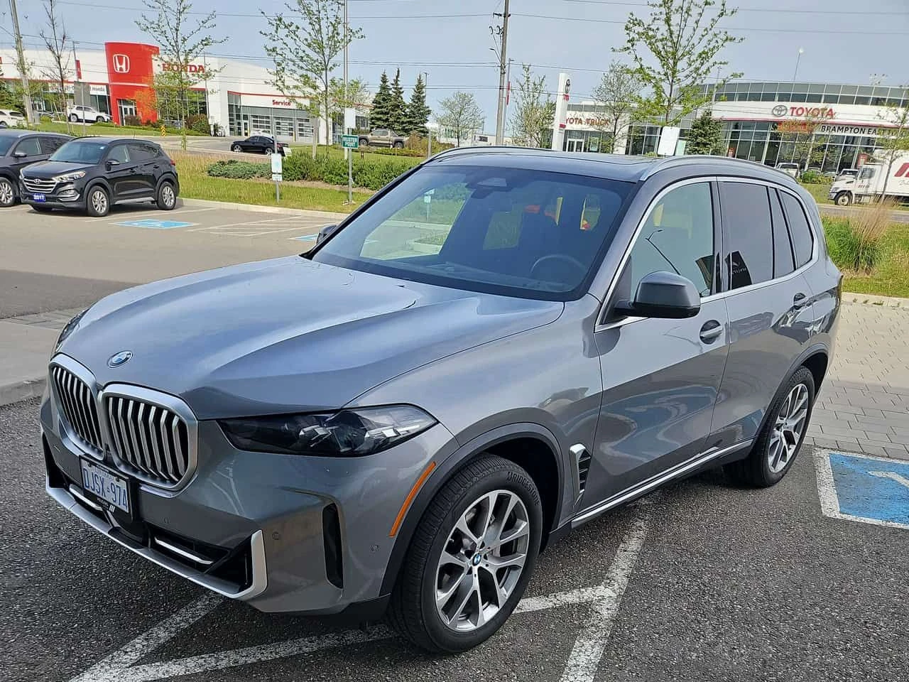 BMW X5 * xDrive40i * DISTRONIC* HARMAN/KARDON* 360* ОБДУХ
