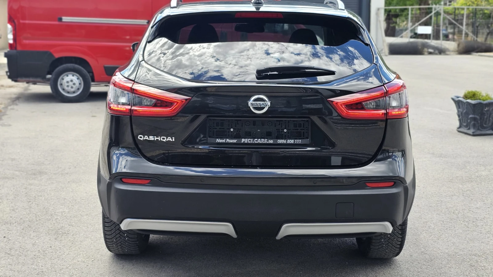 Nissan Qashqai 1.5DCi 6SP IT Facelift-ИСТОРИЯ-КАМЕРА 360-ЛИЗИНГ, снимка 5 - Автомобили и джипове - 54713427