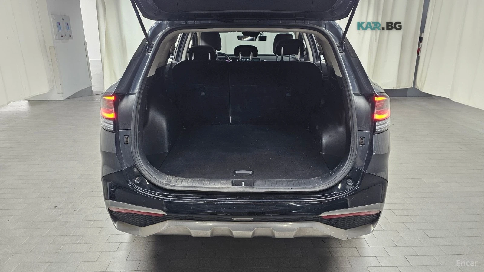 Kia Sportage PRESTIGE* КОЖА* ПОДГРЕВ* ОБДУХВ* NAVI, снимка 15 - Автомобили и джипове - 55040026