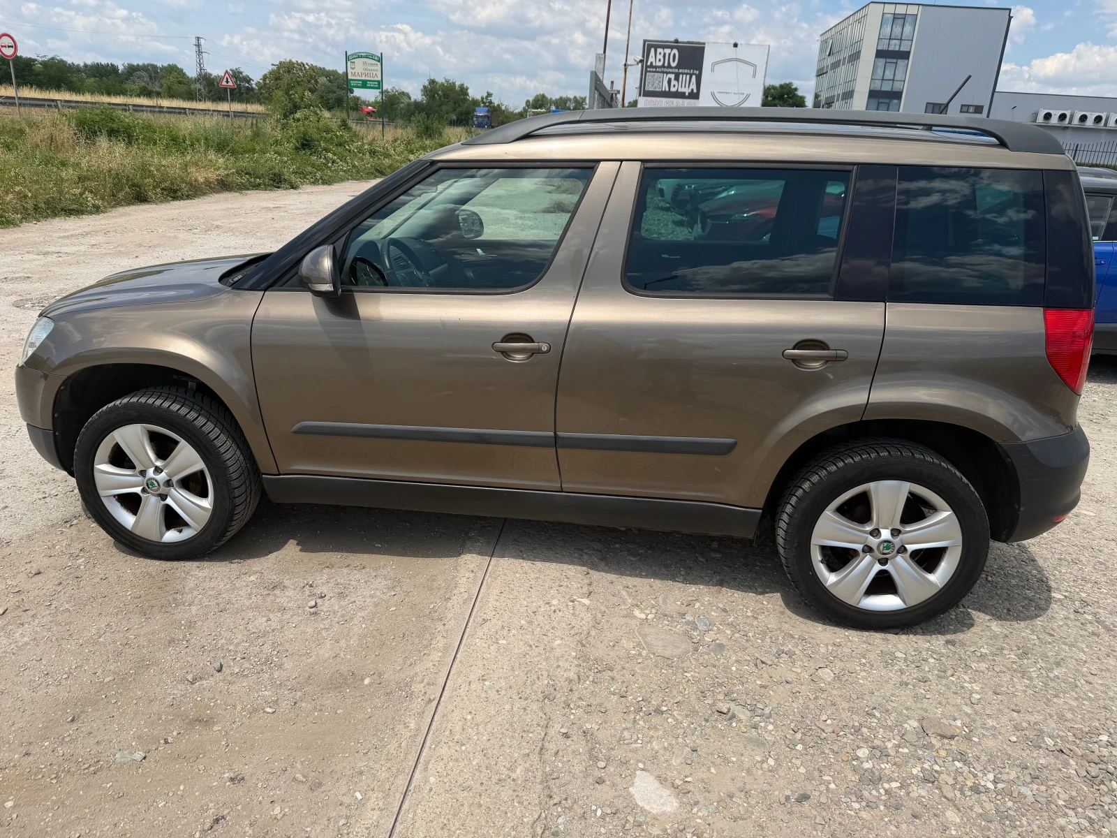 Skoda Yeti 1.2 TSI, снимка 8 - Автомобили и джипове - 55132098