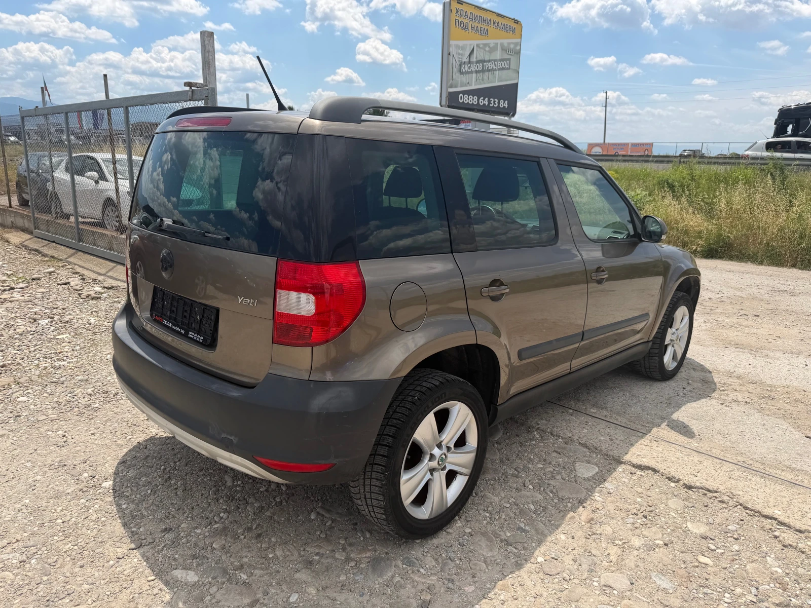 Skoda Yeti 1.2 TSI, снимка 5 - Автомобили и джипове - 55132098