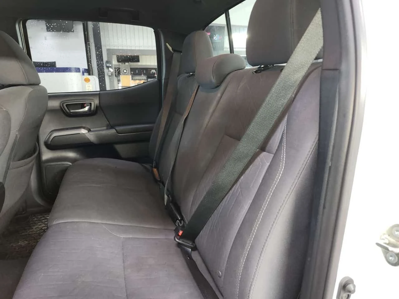 Toyota Tacoma * TRD OFF ROAD CREW CAB LONG BED * CARFAX * БЕЗ ПЪ, снимка 11 - Автомобили и джипове - 55440405