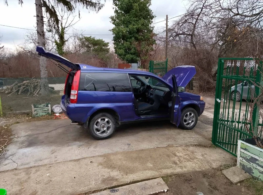Honda Hr-v, снимка 12 - Автомобили и джипове - 55502657