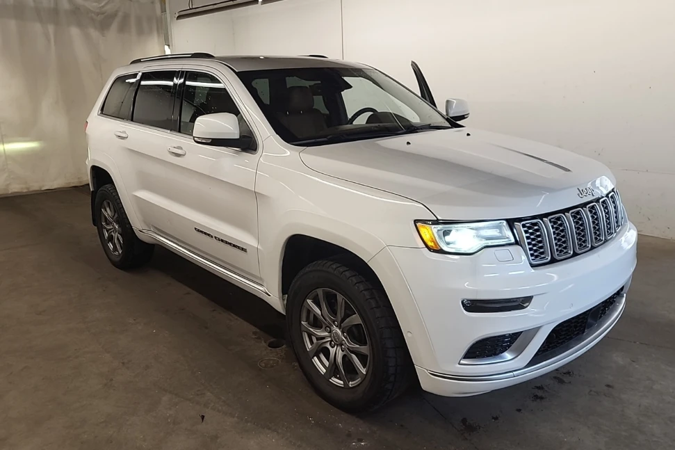 Jeep Grand cherokee * SUMMIT* Обдух* Pano* HARMAN* Back Cam* , снимка 5 - Автомобили и джипове - 55640807