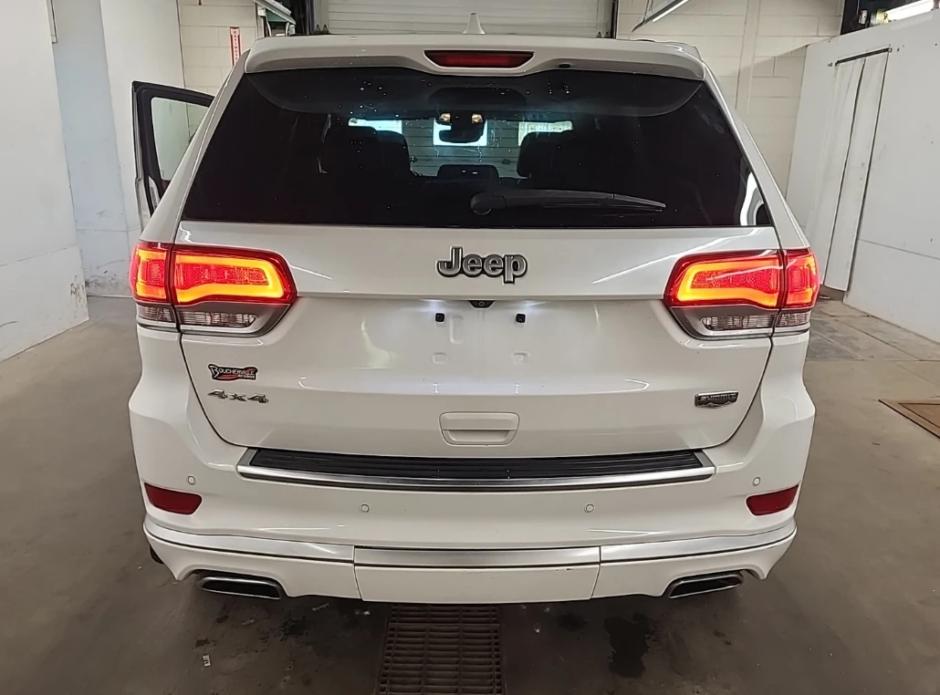 Jeep Grand cherokee * SUMMIT* Обдух* Pano* HARMAN* Back Cam* , снимка 3 - Автомобили и джипове - 55640807