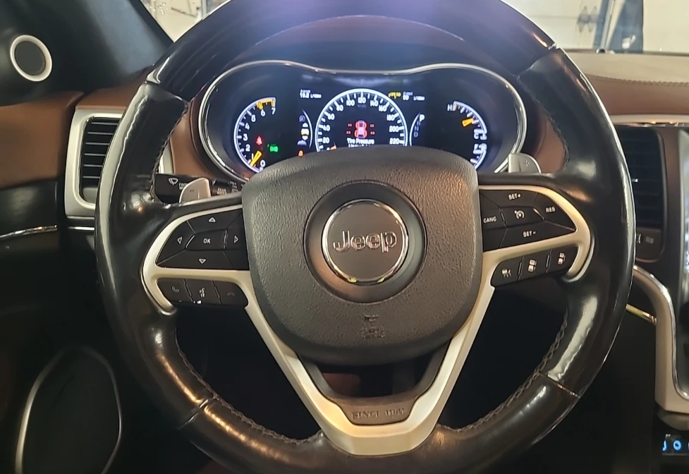Jeep Grand cherokee * SUMMIT* Обдух* Pano* HARMAN* Back Cam* , снимка 9 - Автомобили и джипове - 55640807